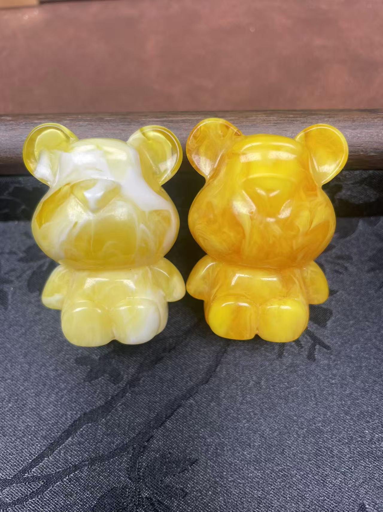 熊 蜜蜡【拍下备注颜色，不备注随机发】