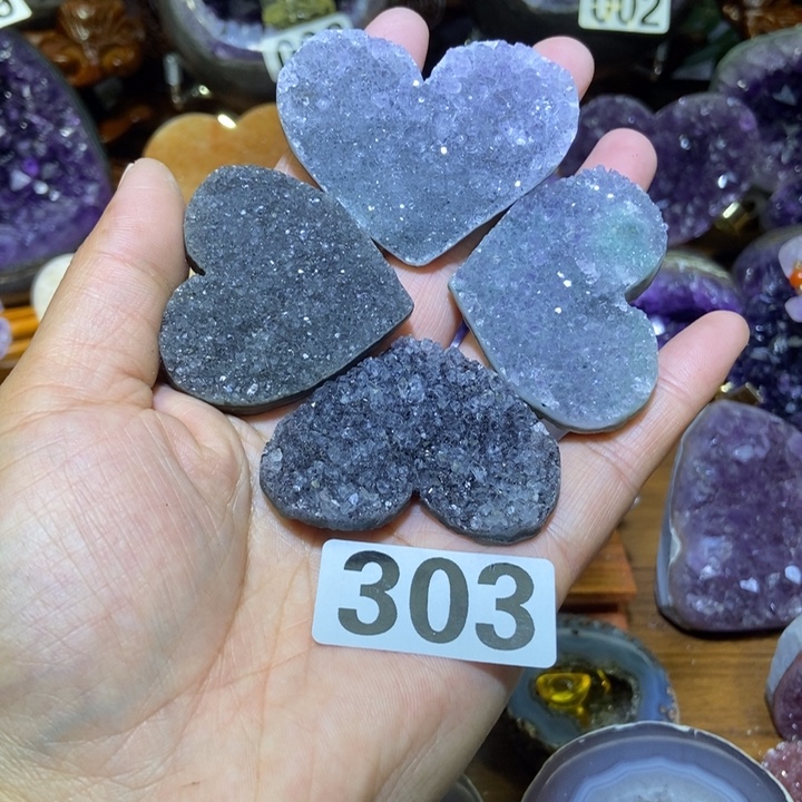 紫晶未镶嵌大型摆件（非配饰）