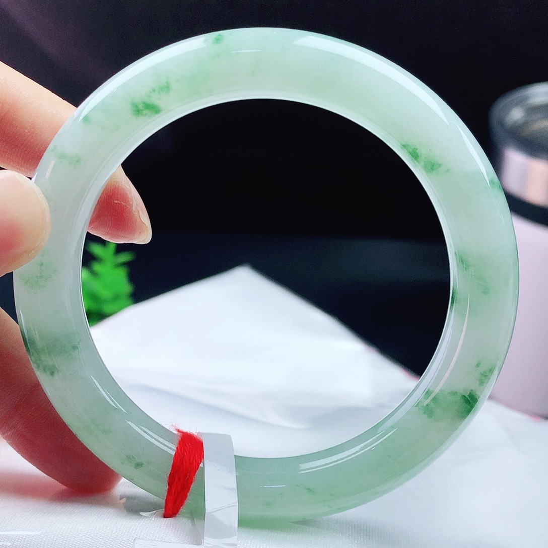 未镶嵌手镯翡翠57+胖绿花