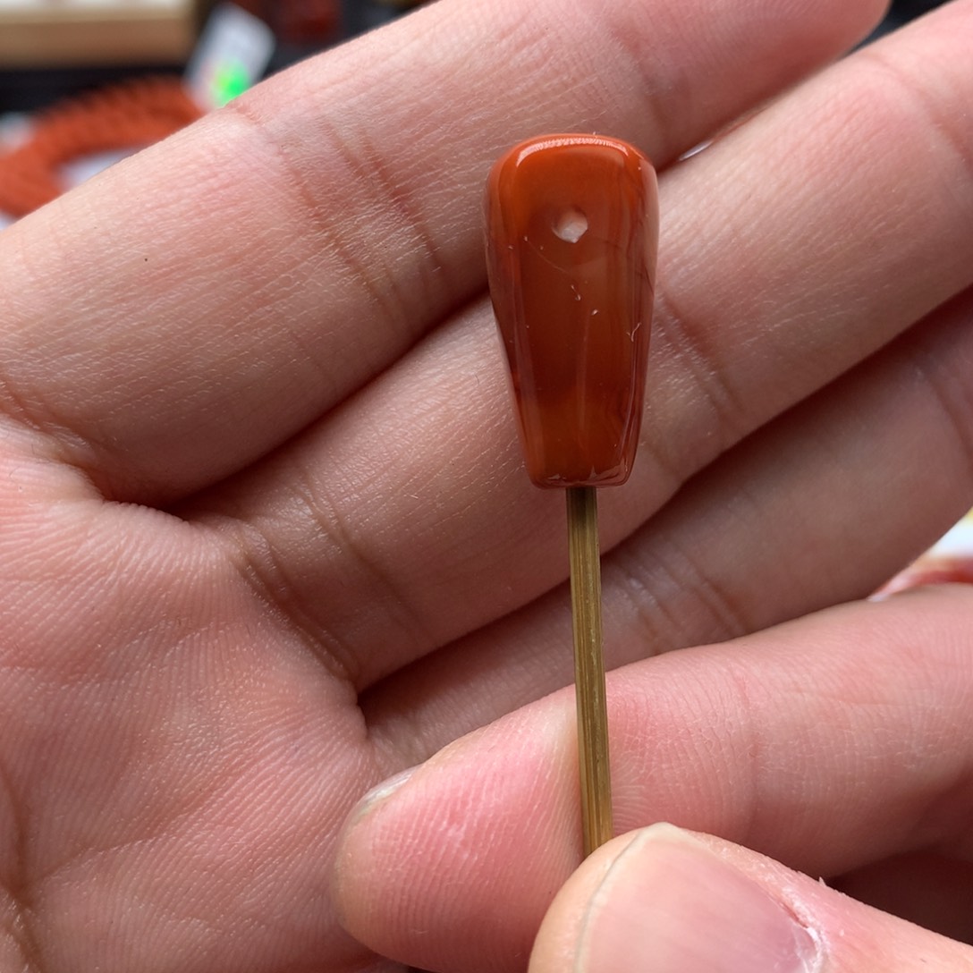 南红玛瑙配饰未镶嵌