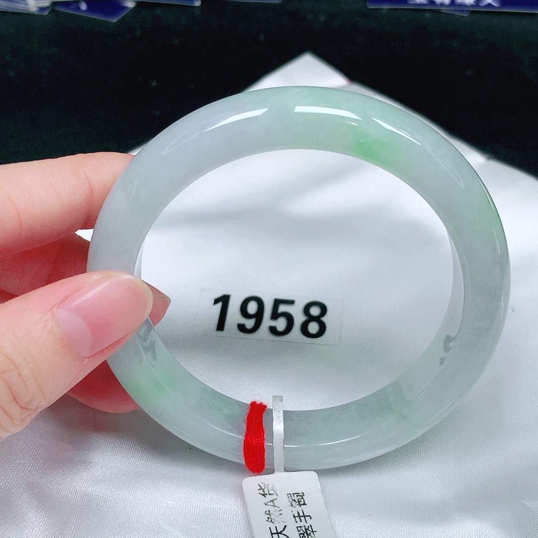 翡翠未镶嵌手镯翡翠手镯未镶嵌