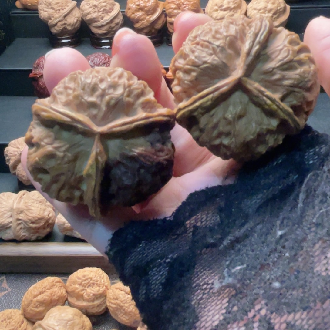 文玩核桃吊坠凤皇…………三