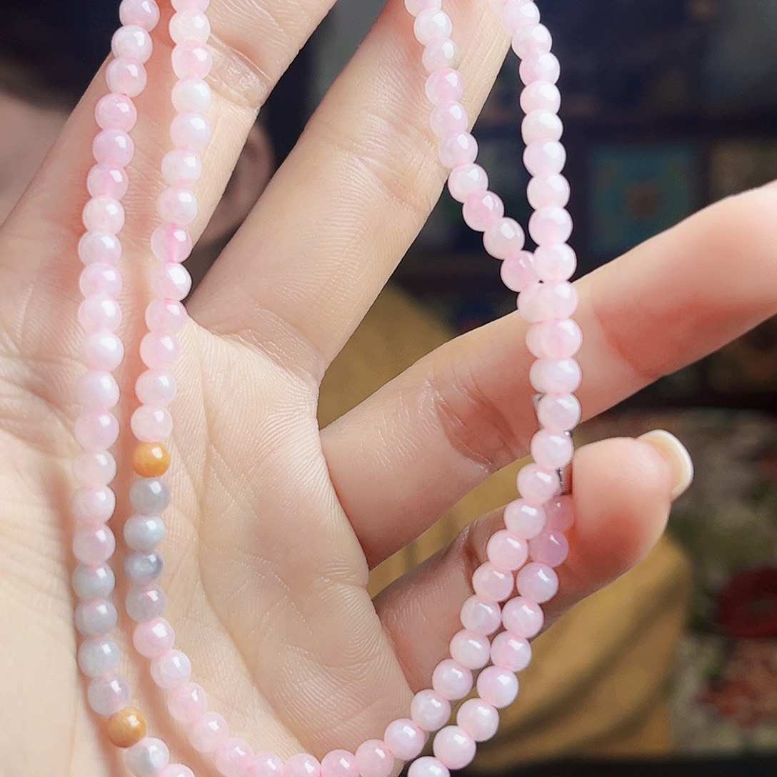 颈饰未镶嵌翡翠多样性