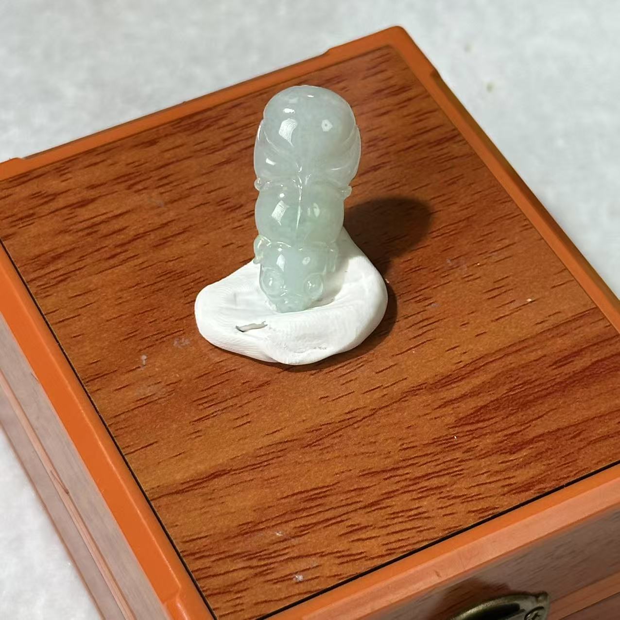 2156-天然翡翠-小金鱼