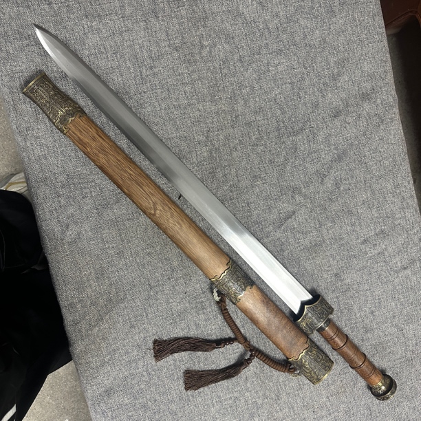 唐横刀龙泉昊天宝剑一体刀剑绣春刀锰钢唐剑刀具防身冷兵器未开刃