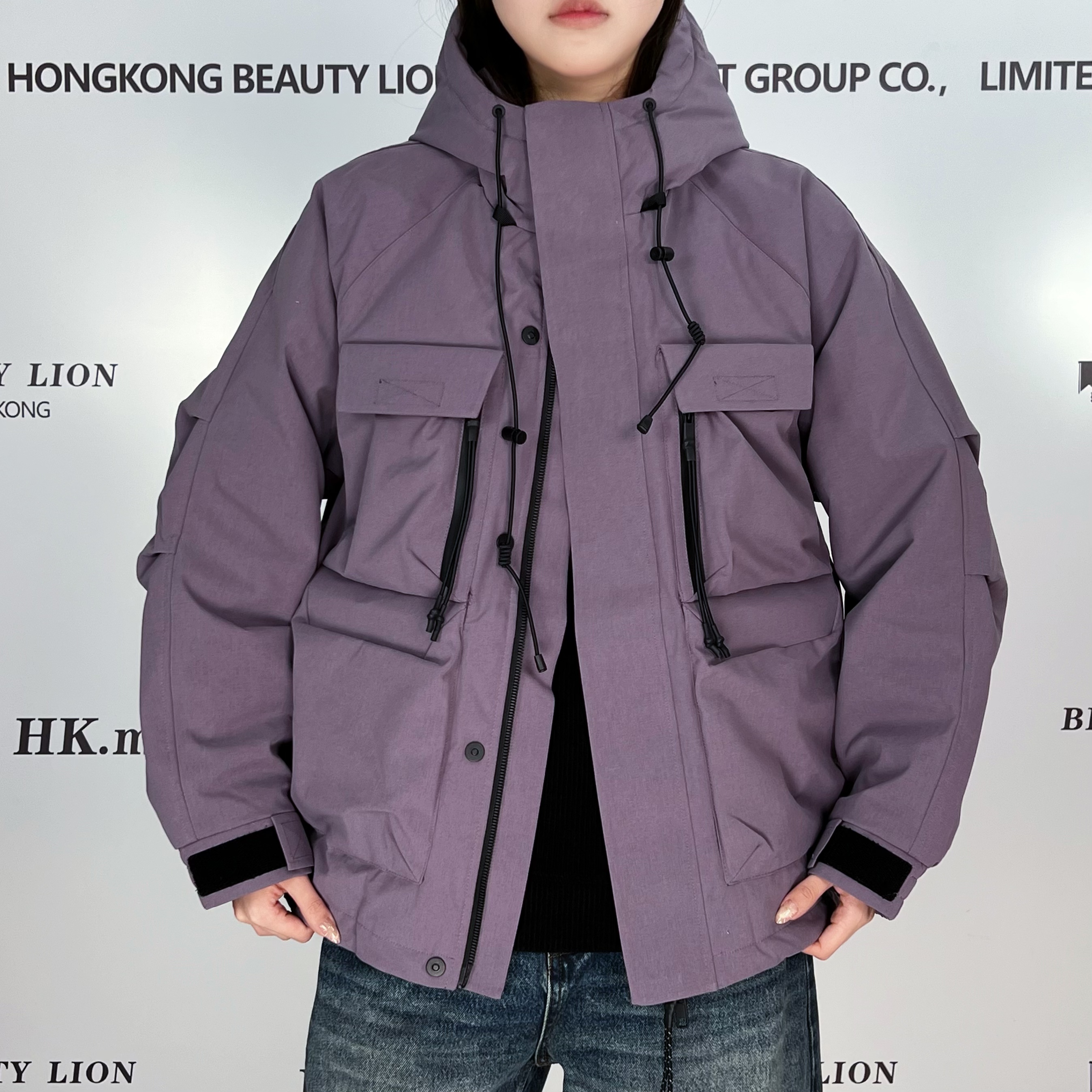 2025H·K美狮潮牌时尚冬季简约保暖工装风连帽潮流羽绒外套