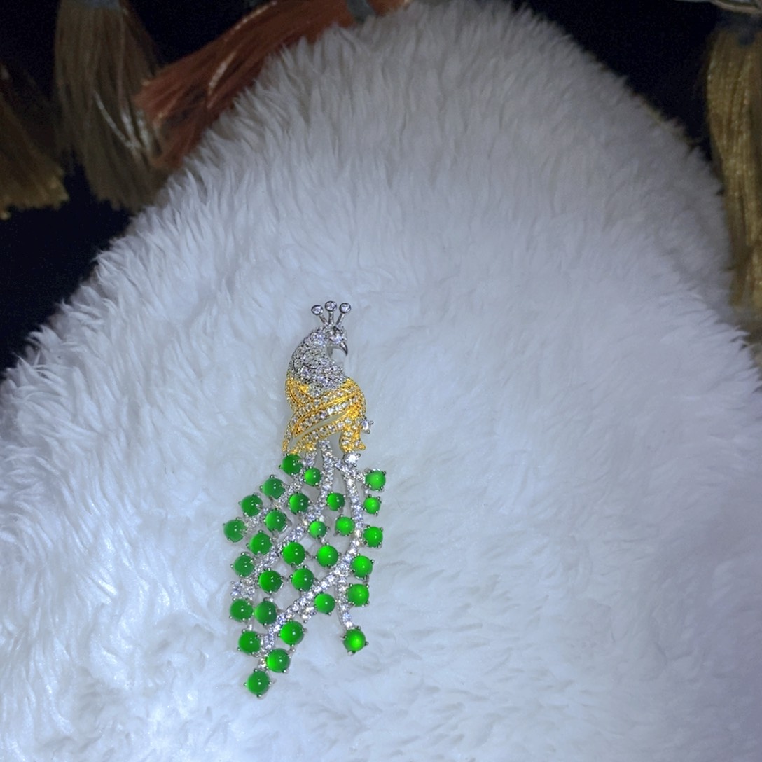 翡翠颈饰银S925镶嵌天然翡翠