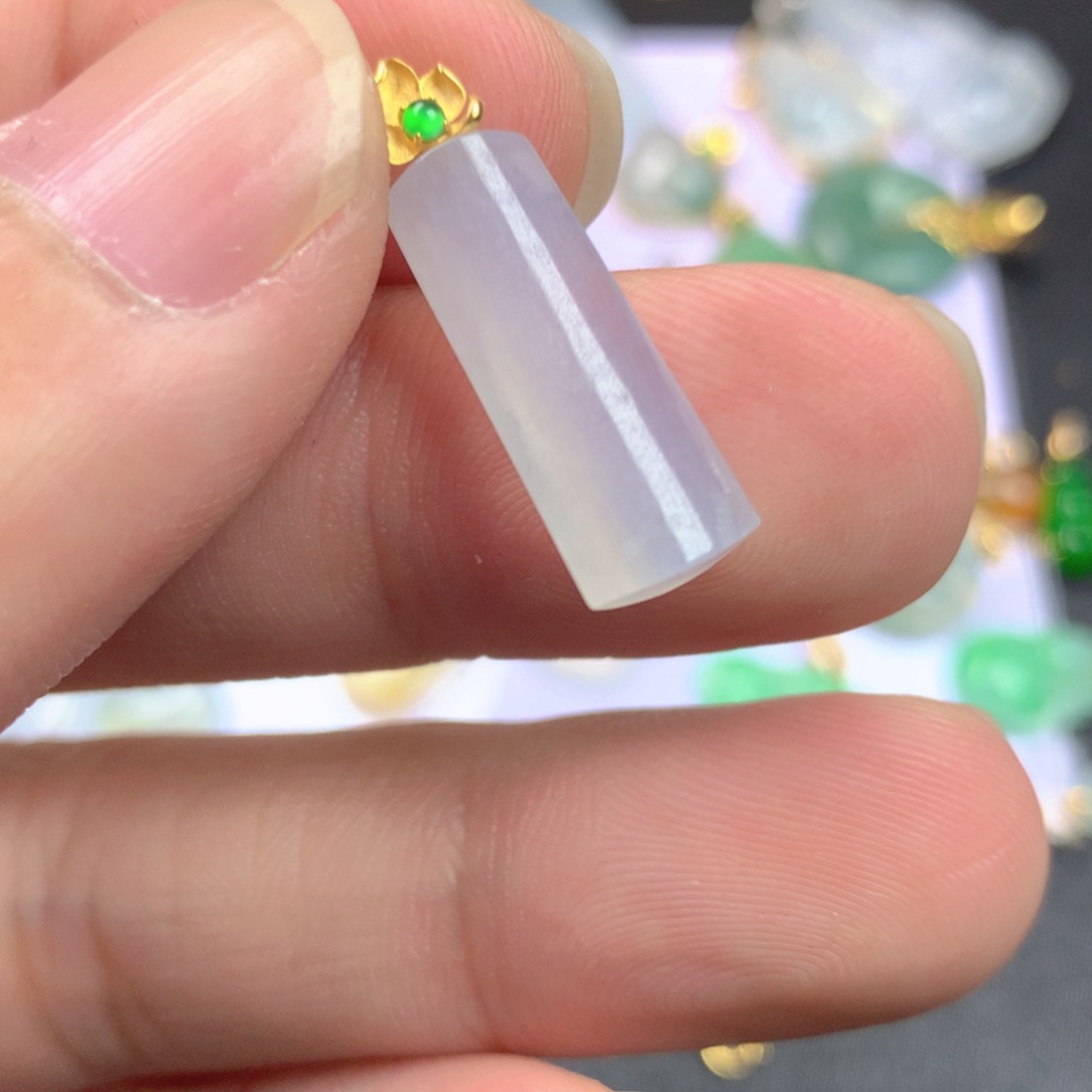 【闪购商品】颈饰18K金镶嵌翡翠翡翠