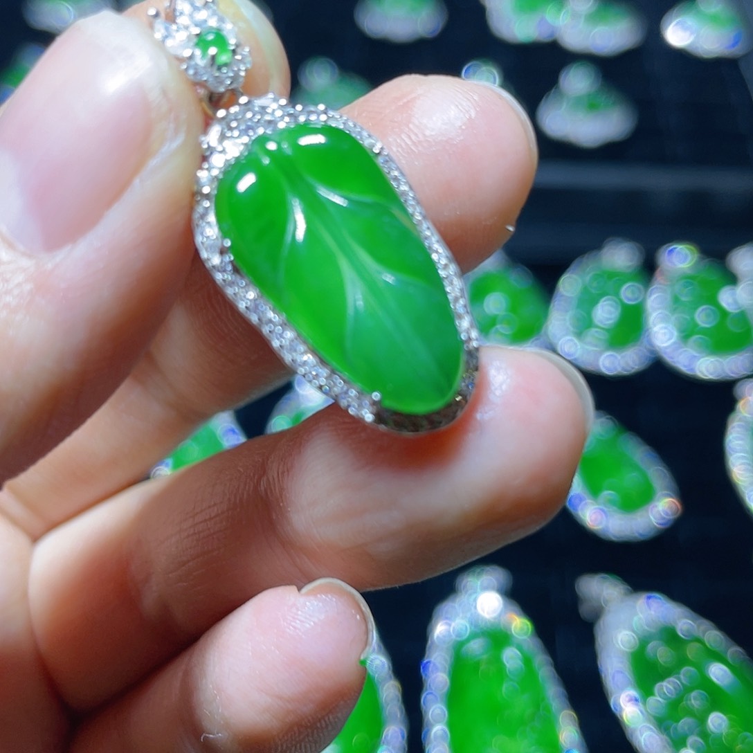 翡翠吊坠(不含链)银S925镶嵌