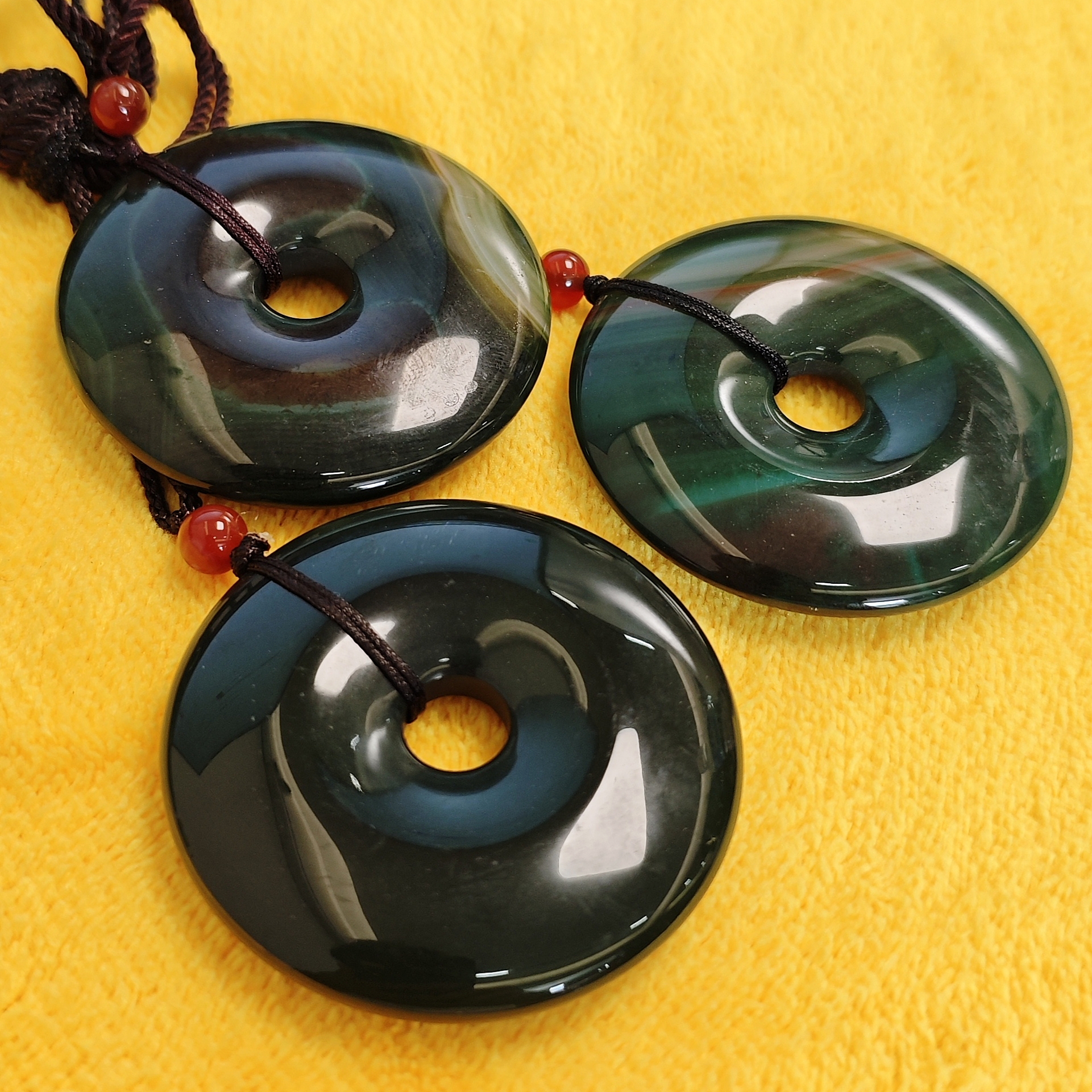 龙胆石平安扣吊坠240(多样性发)(拍一发一)