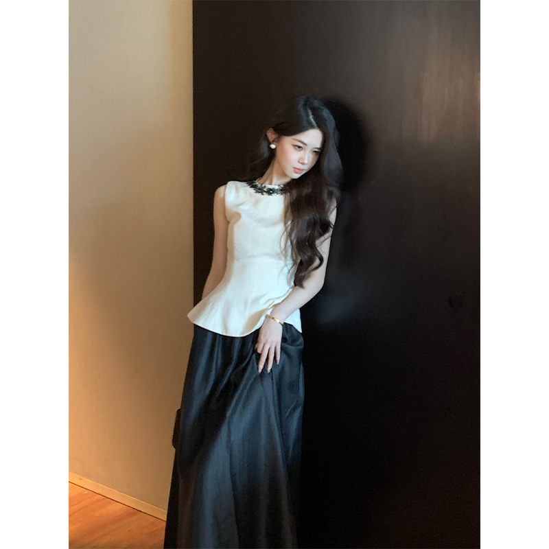 木子李的李【璀璨夺目】小众无袖蕾丝背心时尚上衣搭配A字裙LL9642