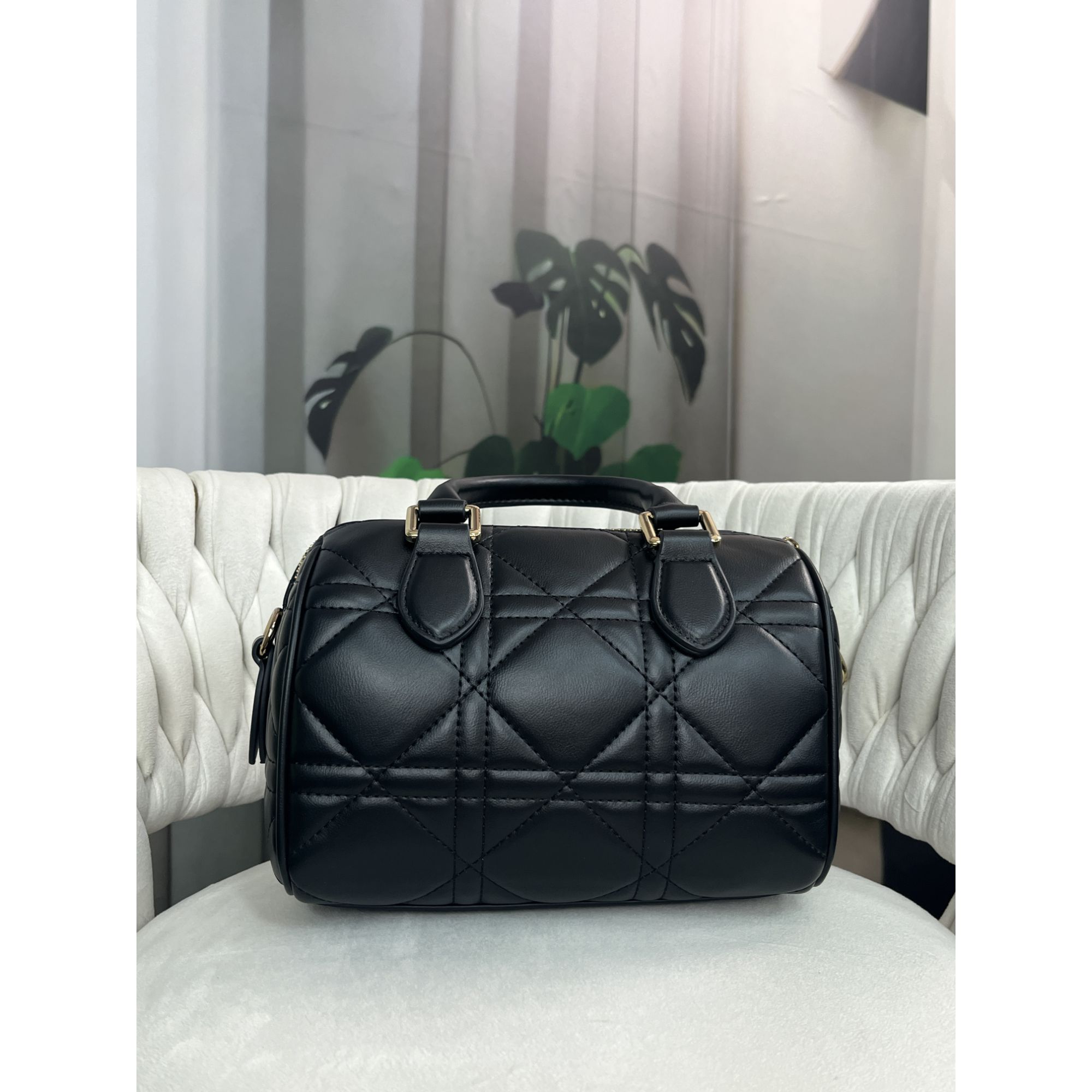 姝宴真皮女包圆枕黑色