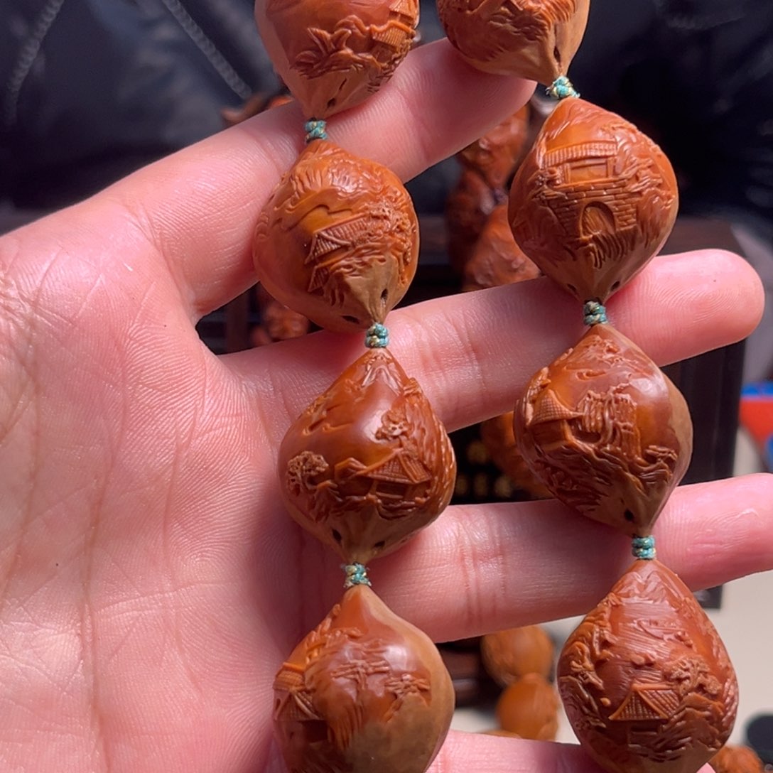 橄榄核吊坠世*包衣山水