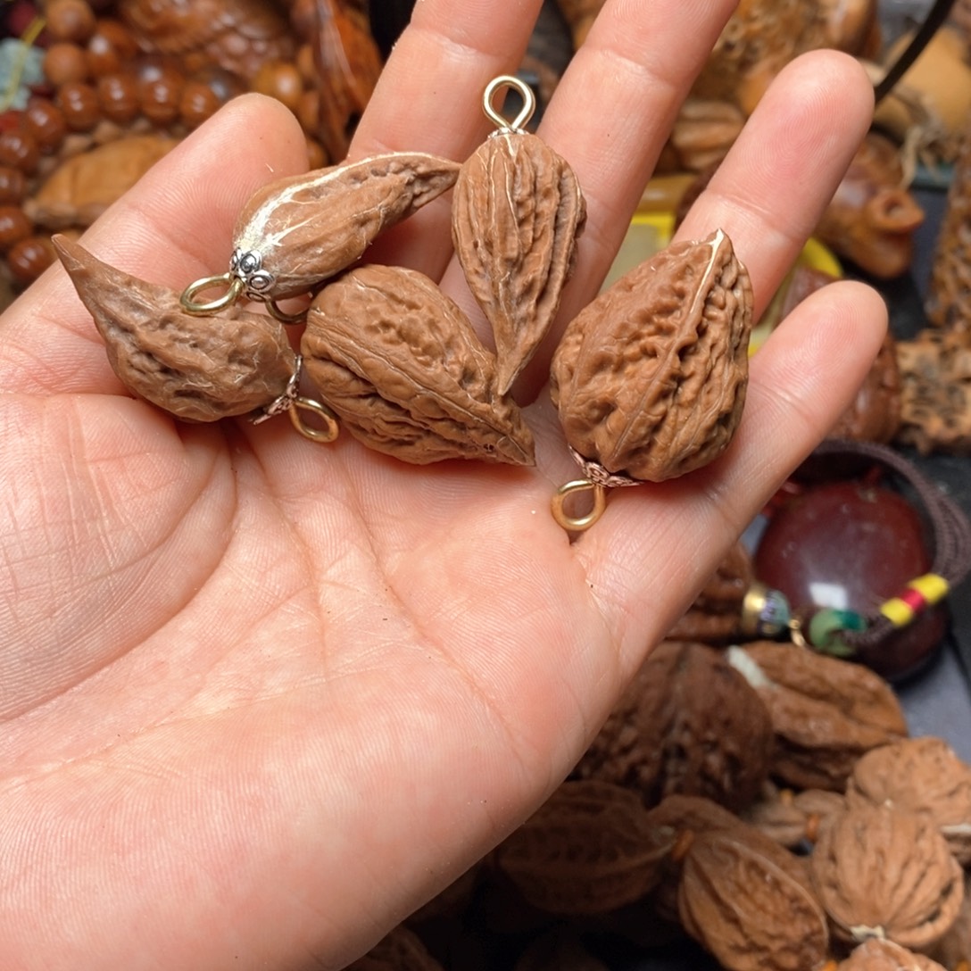 文玩核桃吊坠核桃33