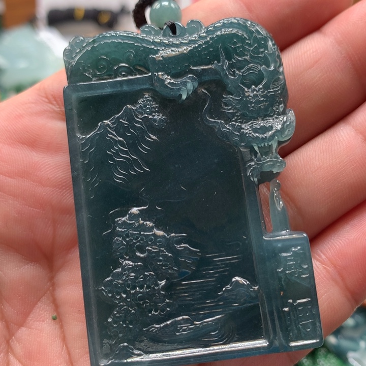 翡翠颈饰未镶嵌保真天然a货翡翠