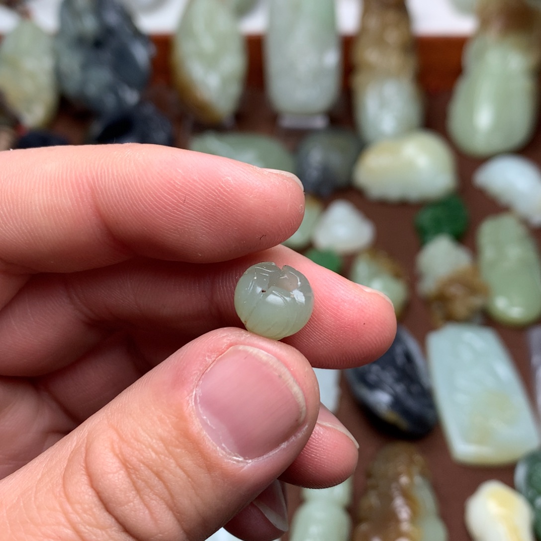 和田玉挂件未镶嵌