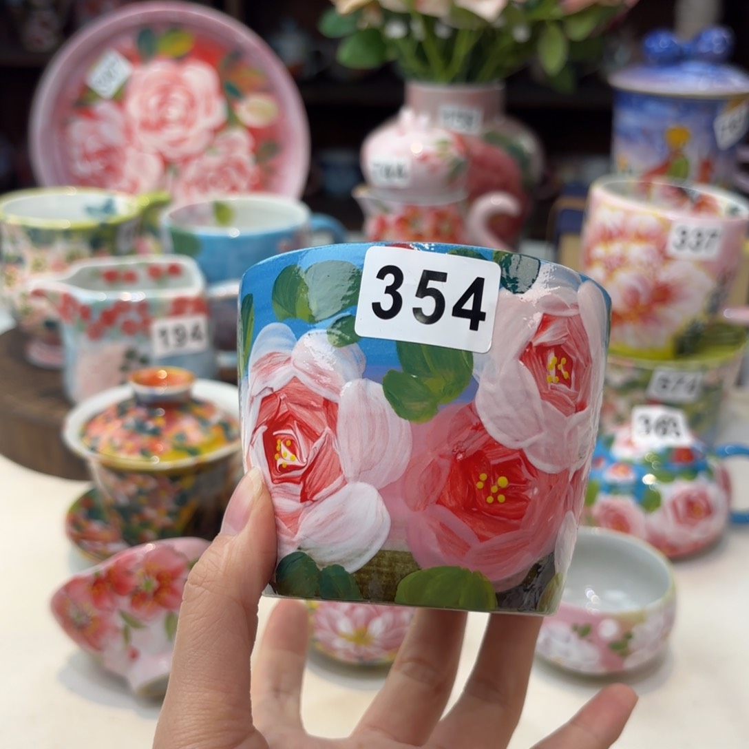 瓷片兔兔好可爱啊我