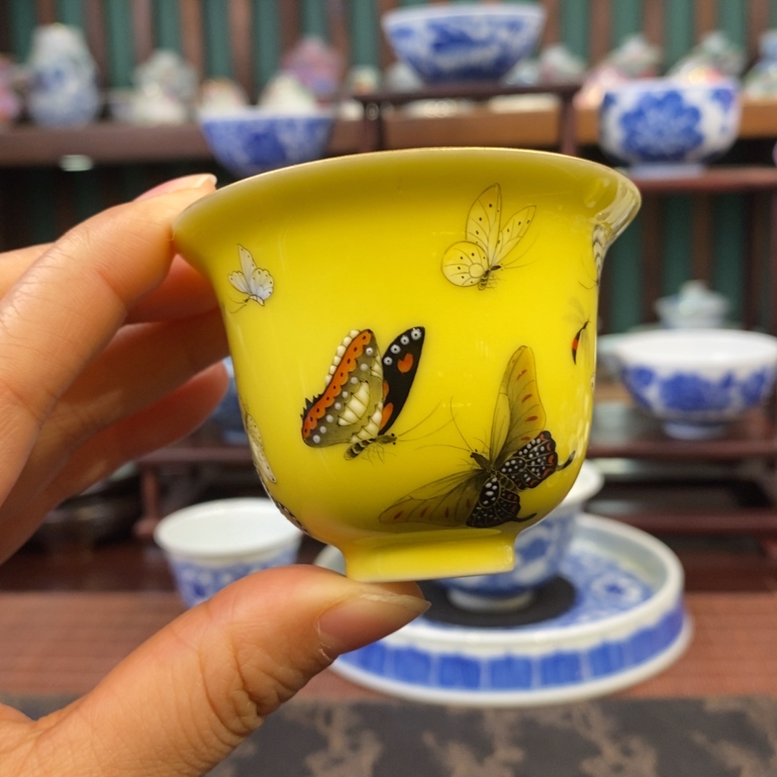 手工陶瓷黄底宋画杯