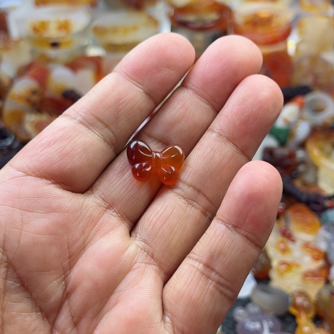 玛瑙/玉髓颈饰未镶嵌