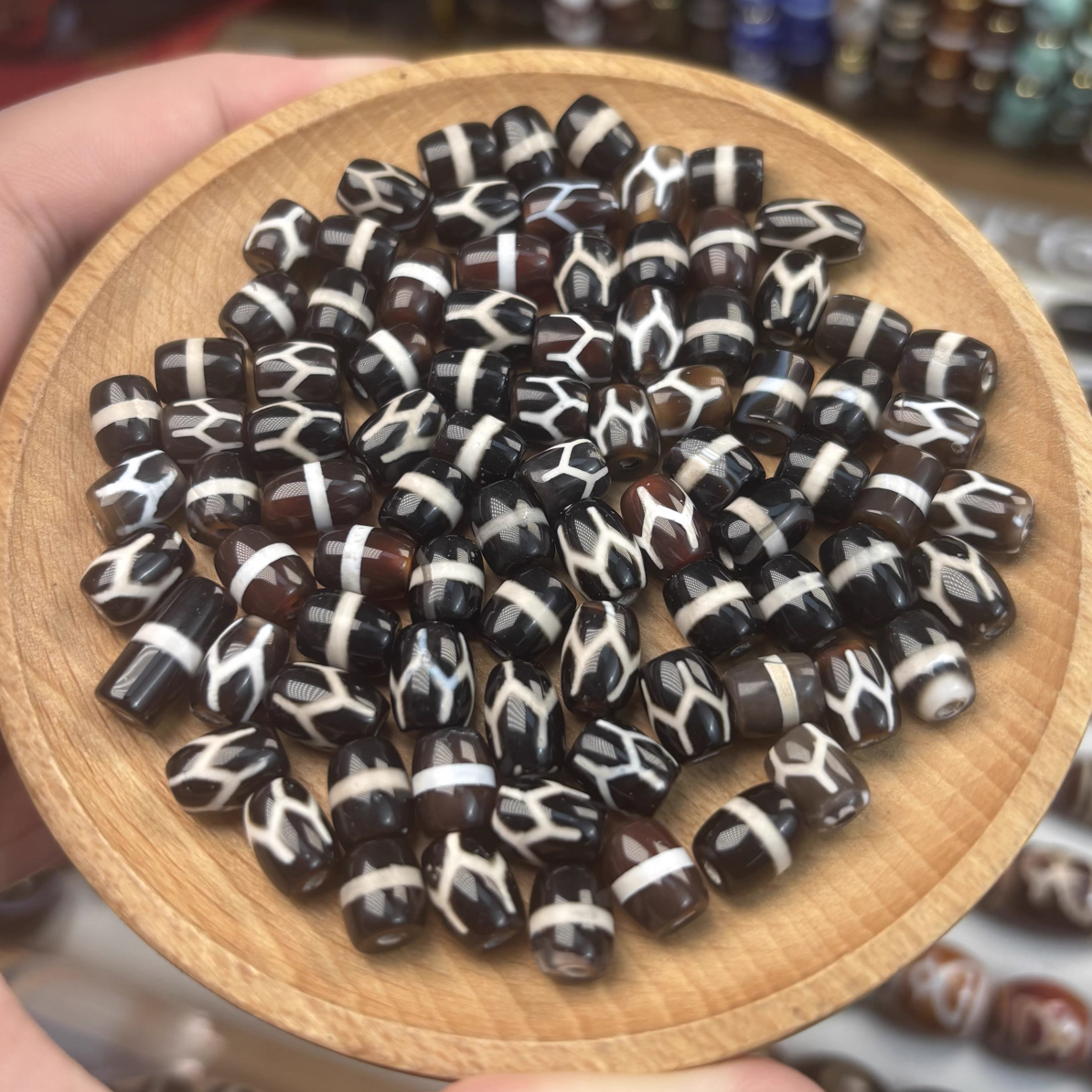 天然玛瑙玉髓小桶珠8×6mm多图腾一线富甲