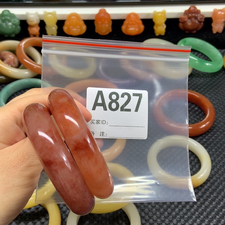 忘***@石英质玉未镶嵌手镯