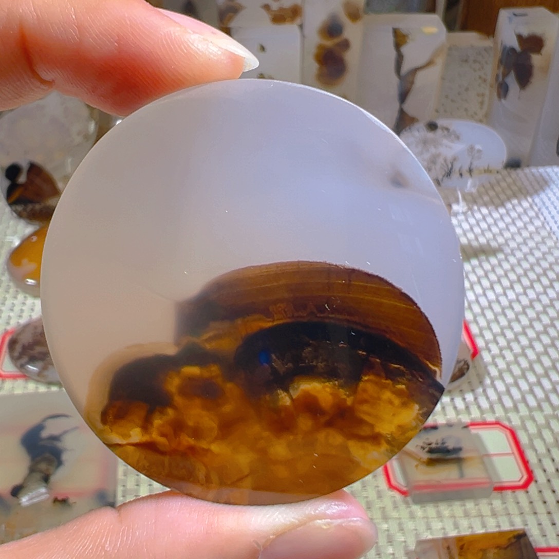 玛瑙/玉髓颈饰未镶嵌