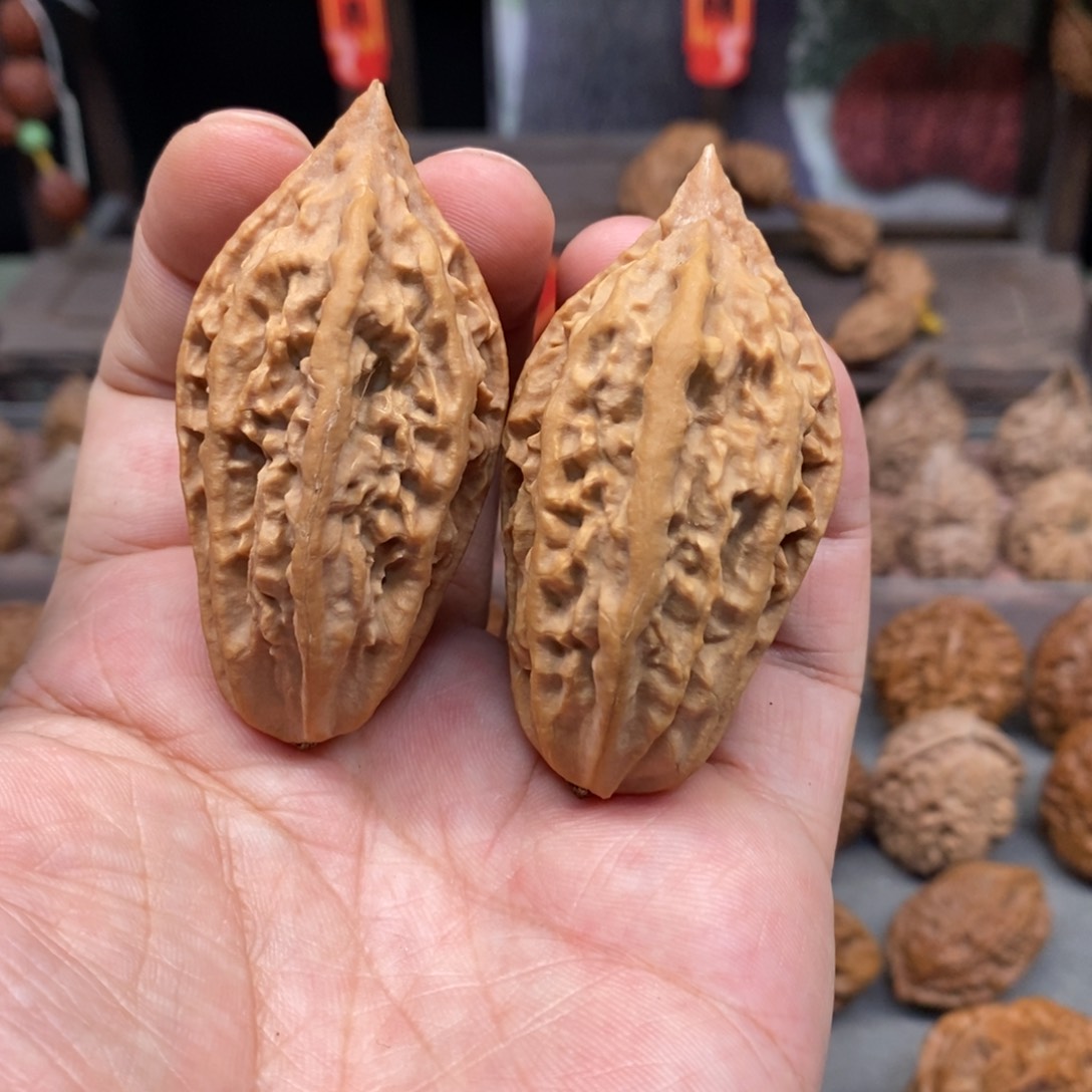 文玩核桃把件火腿肠