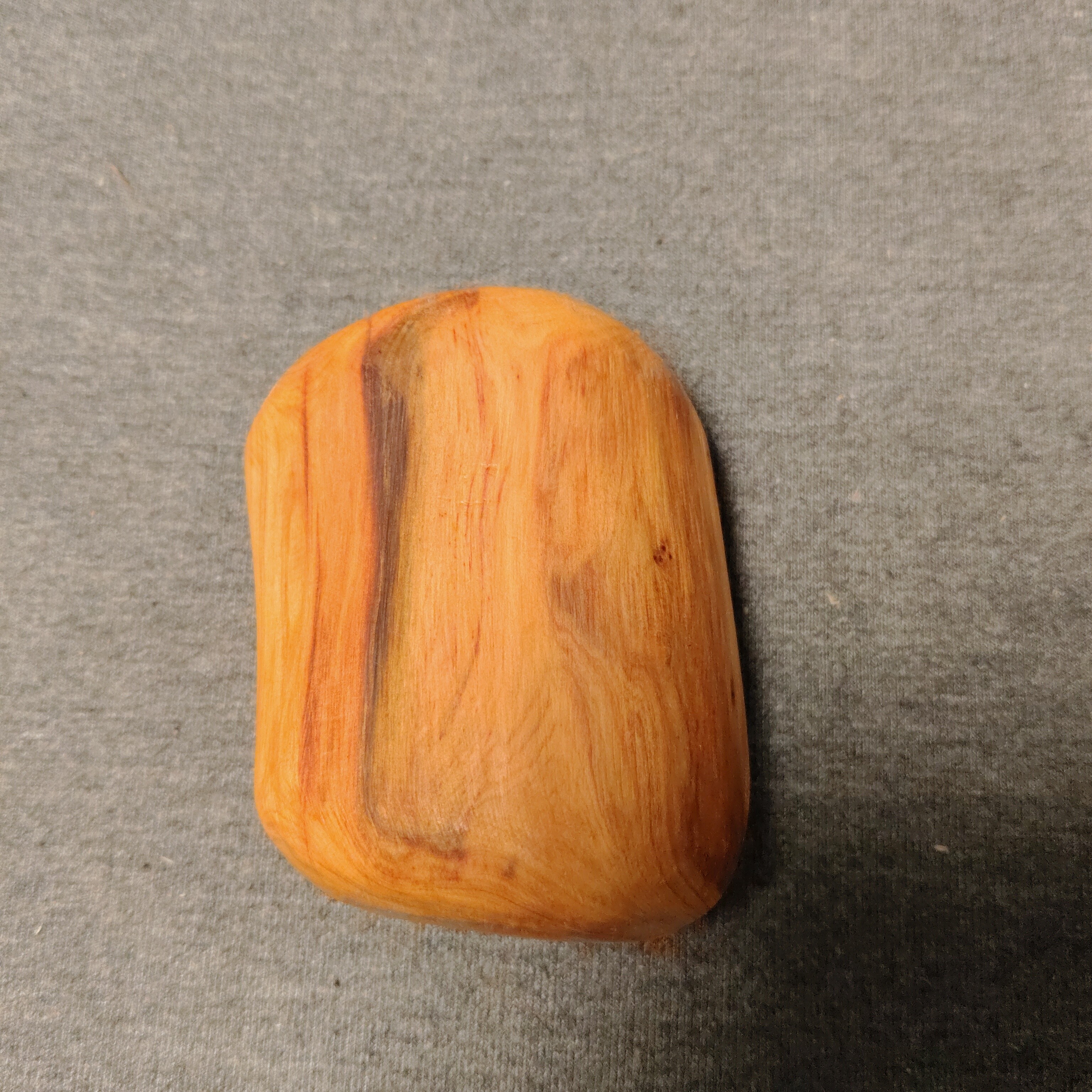 太行崖柏手工手把件