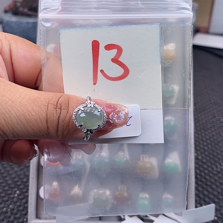 未镶嵌戒指翡翠缅甸