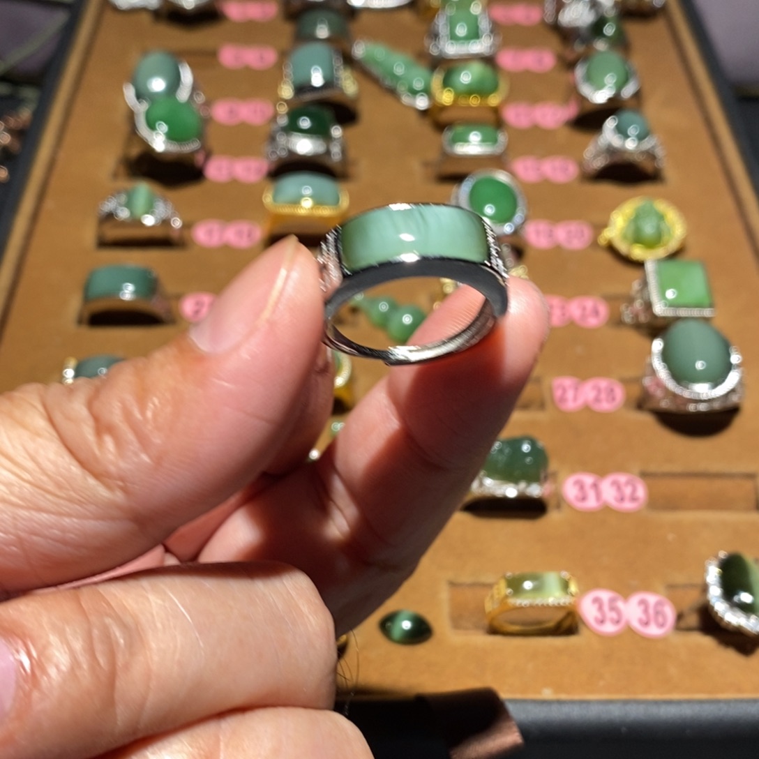 和田玉未镶嵌戒指