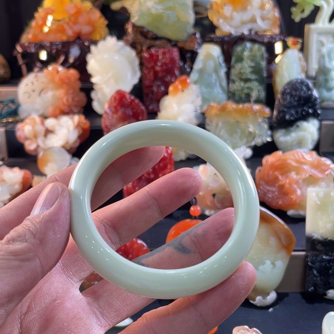 陆***²岫玉未镶嵌手镯子11111111