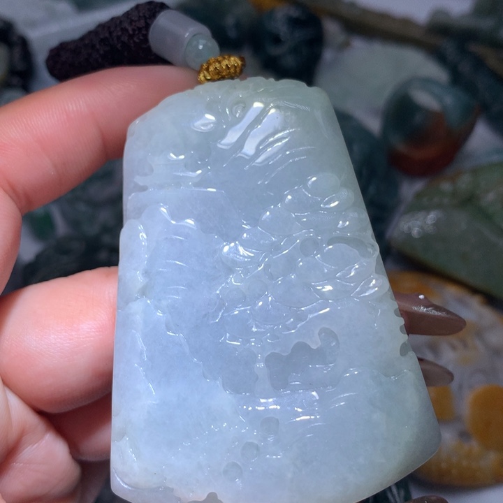 翡翠未镶嵌颈饰保真天然A货翡翠