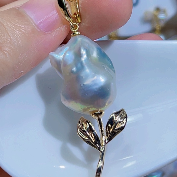 淡水珍珠未镶嵌颈饰