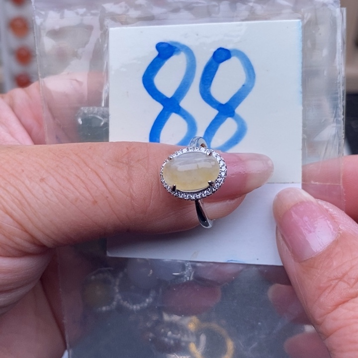 未镶嵌戒指翡翠缅甸