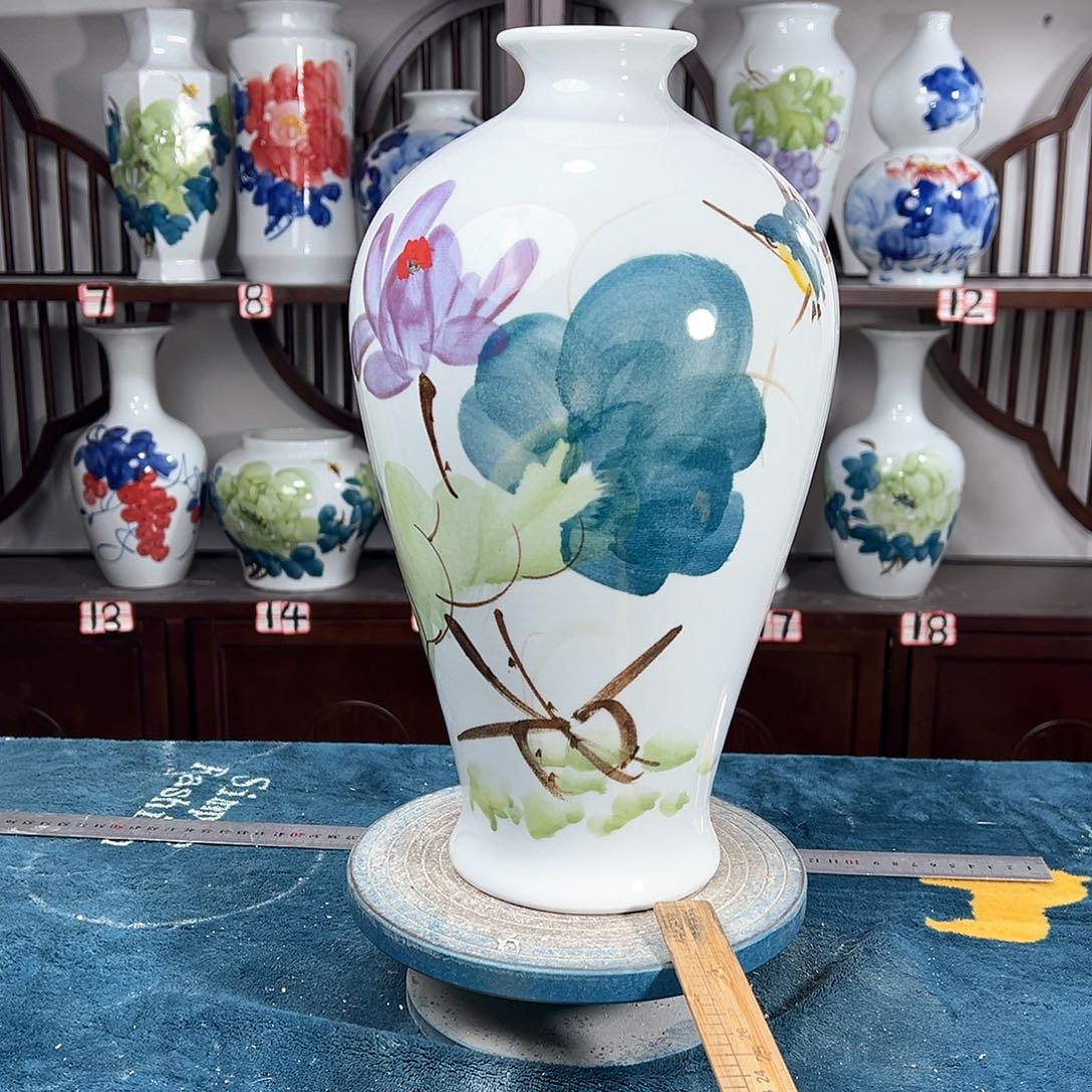 摆件景德镇陶瓷梅鸟