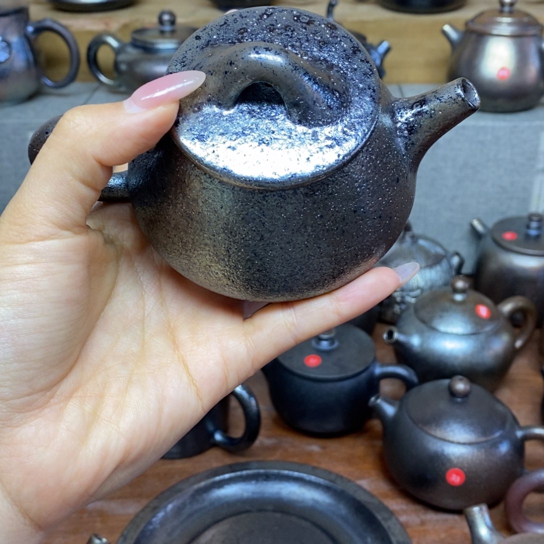 滇***缘云南建水紫陶柴烧壶