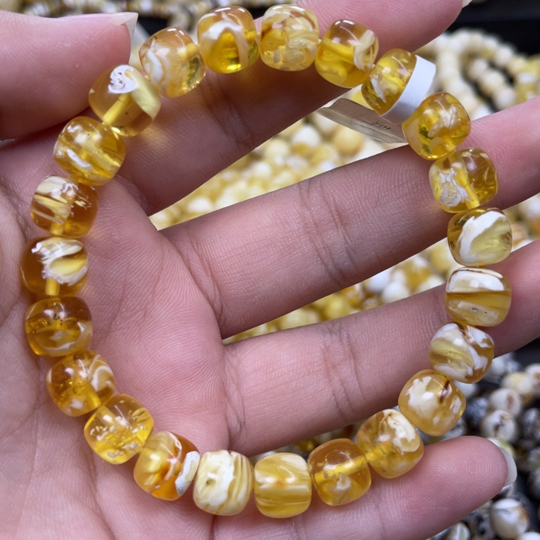 蜜蜡未镶嵌珠宝奇石9.2m