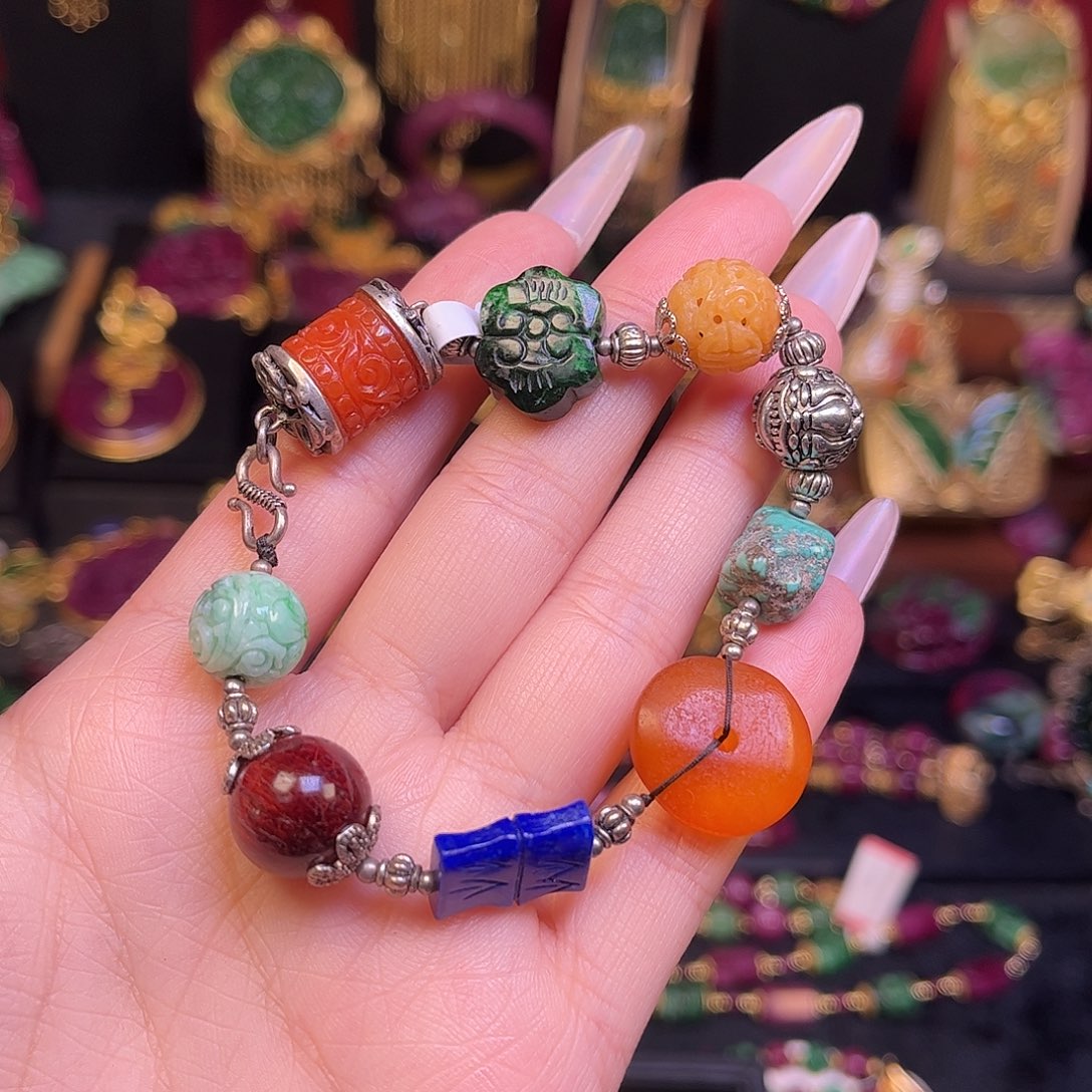 翡翠未镶嵌手链清仓价