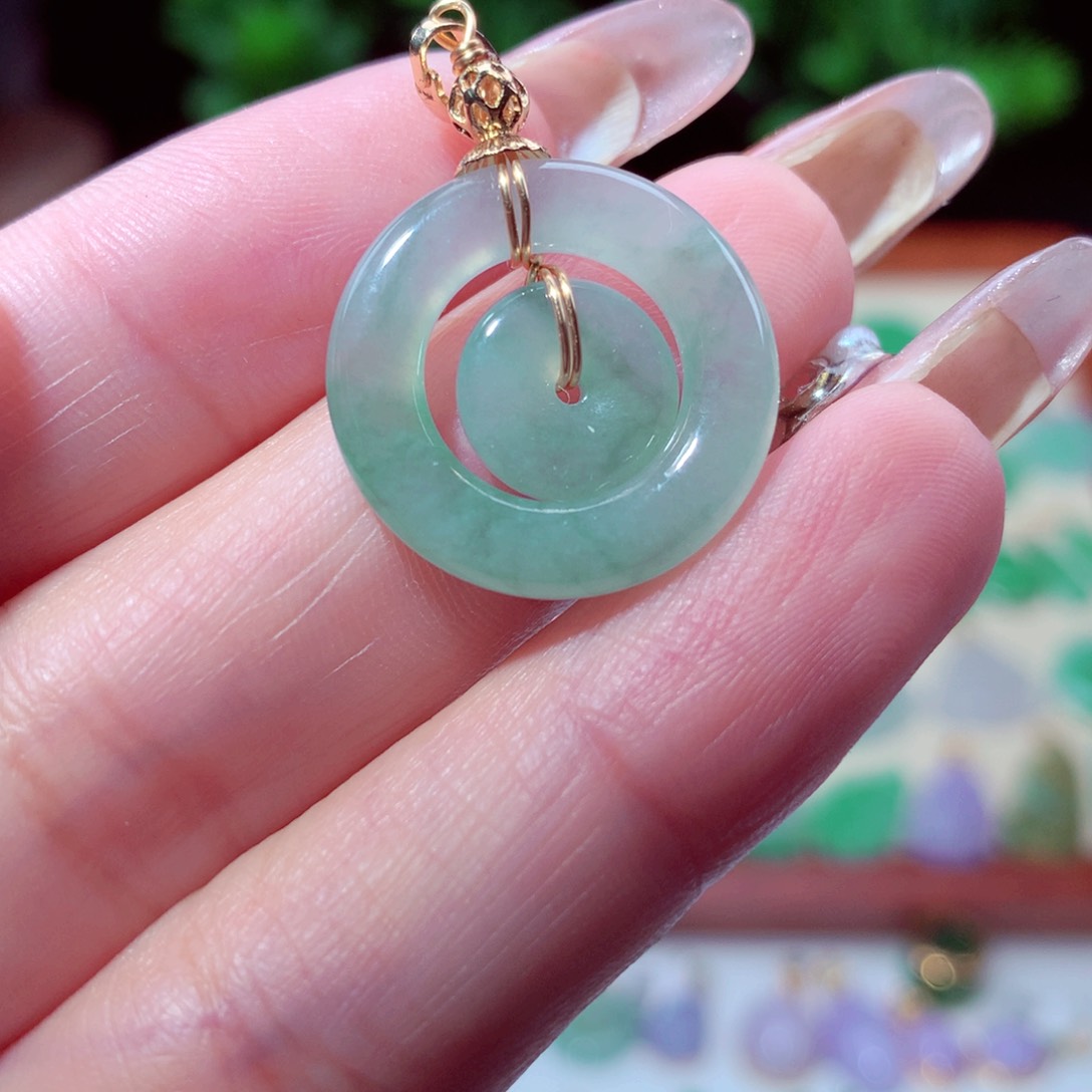 翡翠吊坠(不含链)14K金镶嵌