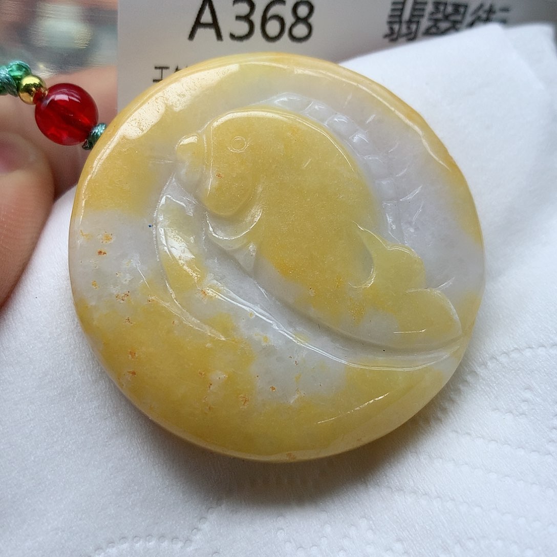 翡翠颈饰未镶嵌手串