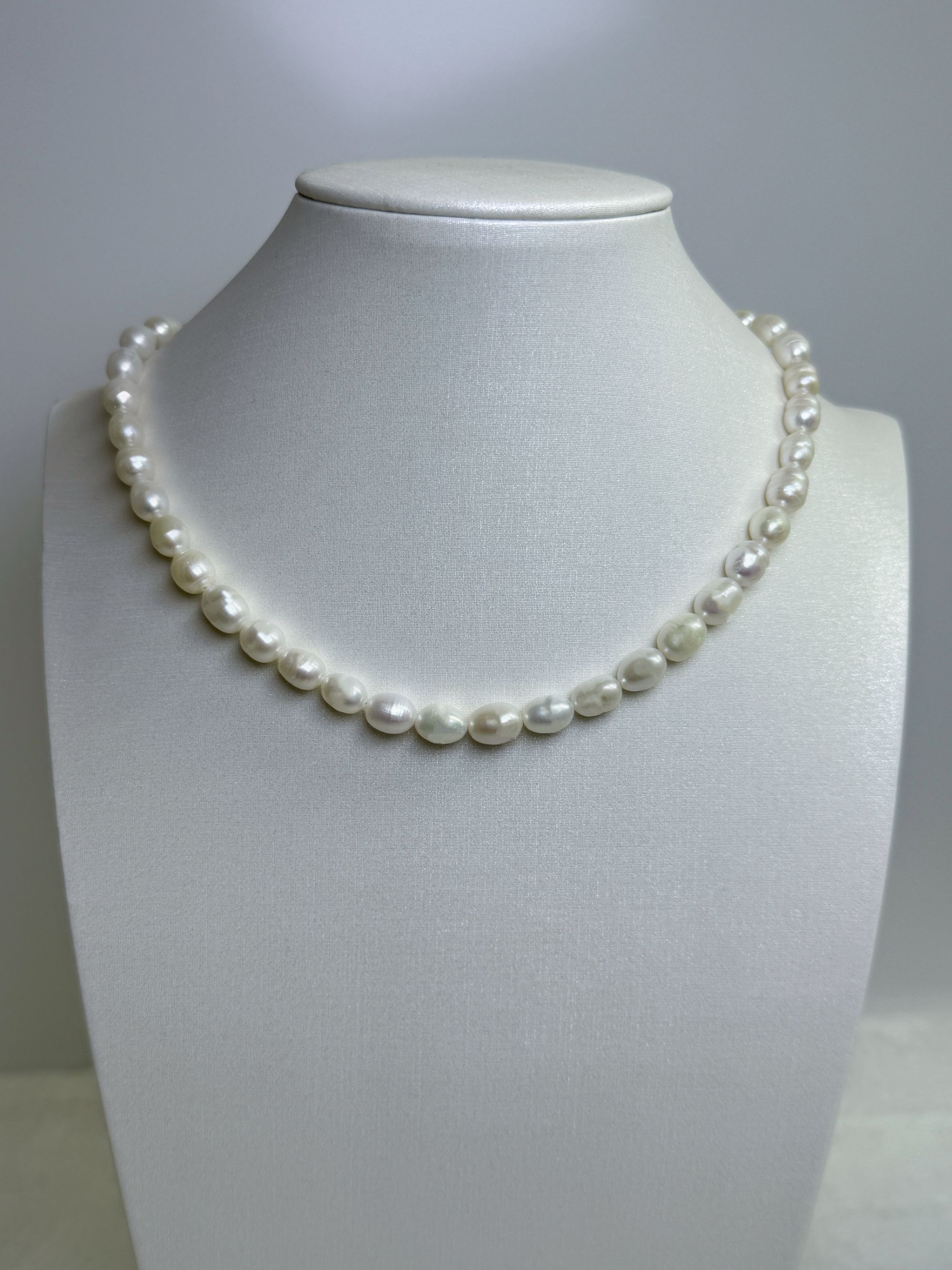 2【天然淡水无核8毫米珍珠强光 气质时尚百搭款长辈礼物】