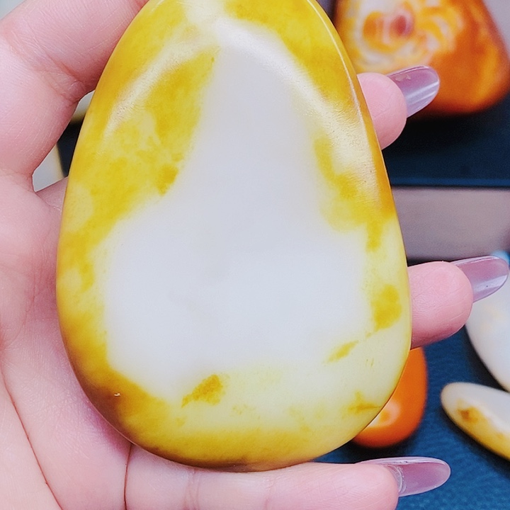 未镶嵌和田玉挂件