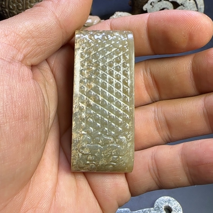 和田玉挂件未镶嵌无**想