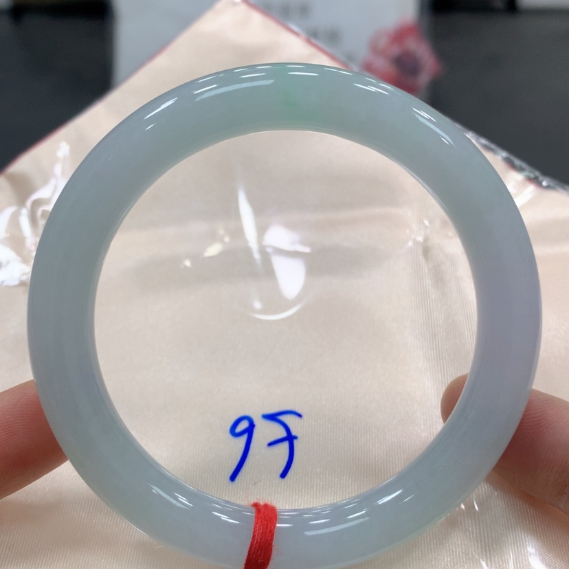 【闪购商品】翡翠手镯未镶嵌翡翠