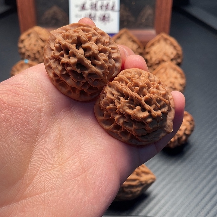 k***n手串/手链核桃秦岭