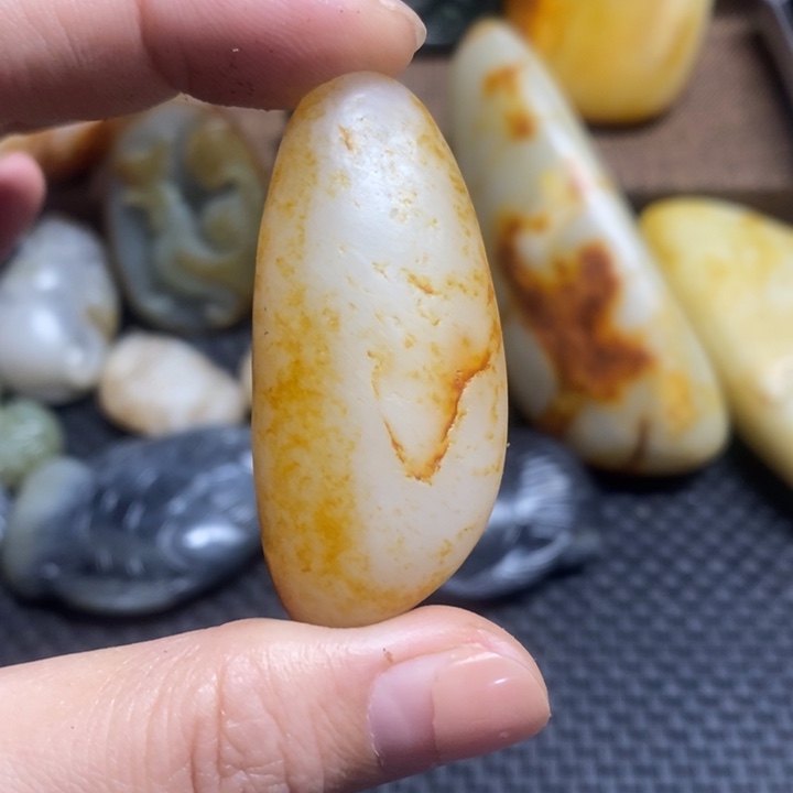 和田玉（糖玉）未镶嵌车挂渔**夫