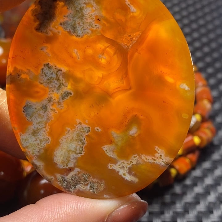 玛瑙/玉髓颈饰未镶嵌远*