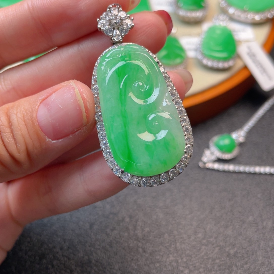 翡翠吊坠(不含链)银S925镶嵌