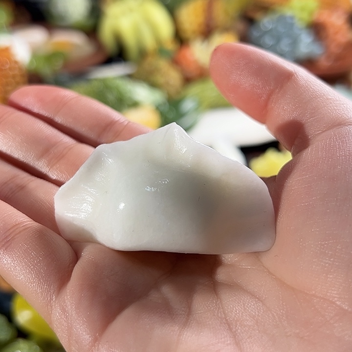 蛇纹石玉饺子未镶嵌蜜*