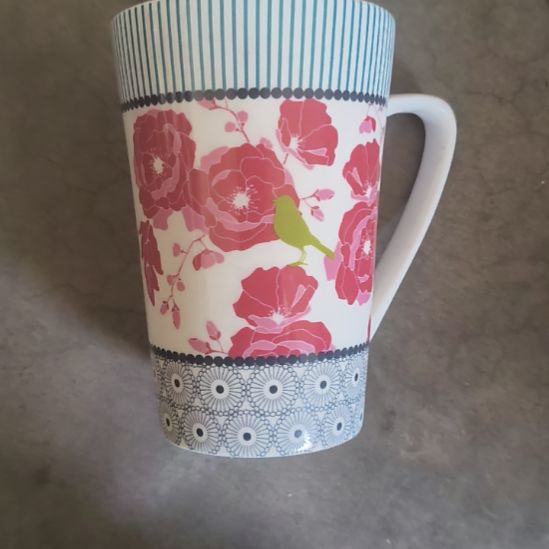 陶瓷盘子碗啥都有